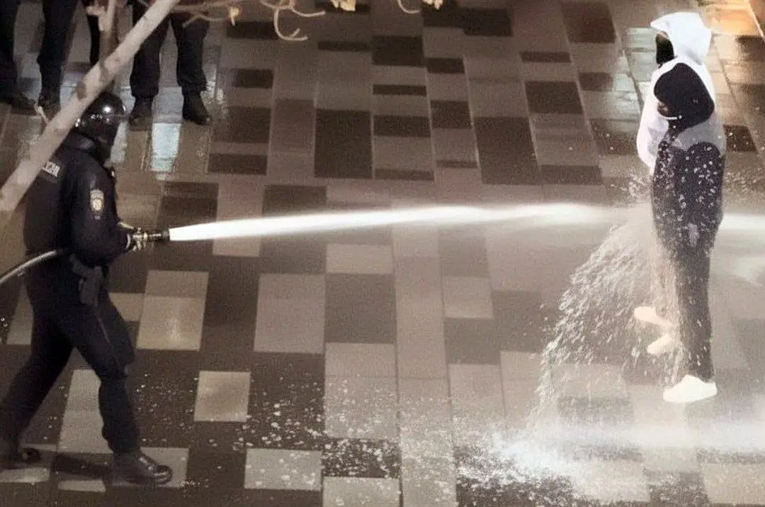 پلیس: بازنشر تصاویر جعلی مأموران با هوش مصنوعی جرم است