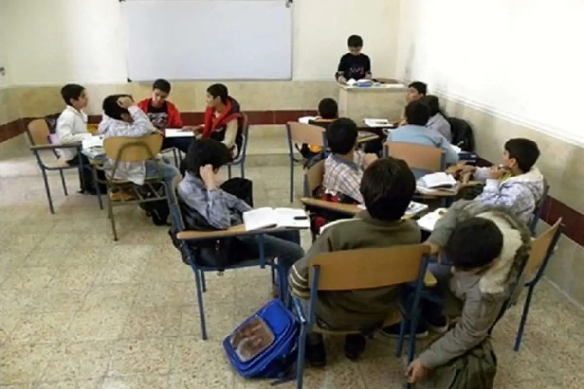 کمبود معلم همچنان ادامه دارد