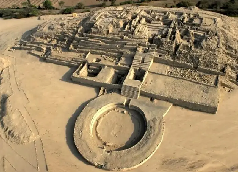 کشف «محراب آتش» پنج هزار ساله نزدیک یک هرم باستانی 2