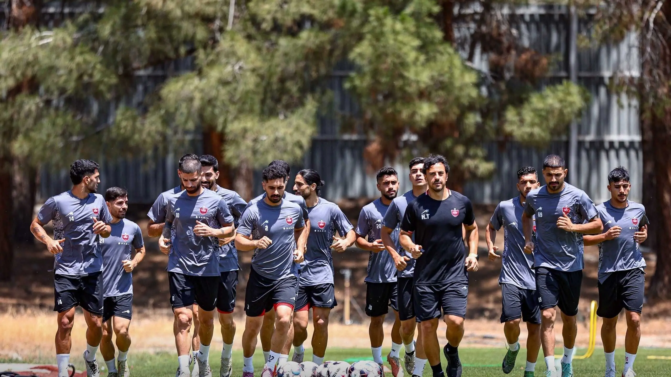 ناباوری یا ظاهرسازی پرسپولیسی‌ها؛ فقط معجزه آنها را آسیایی می‌کند!