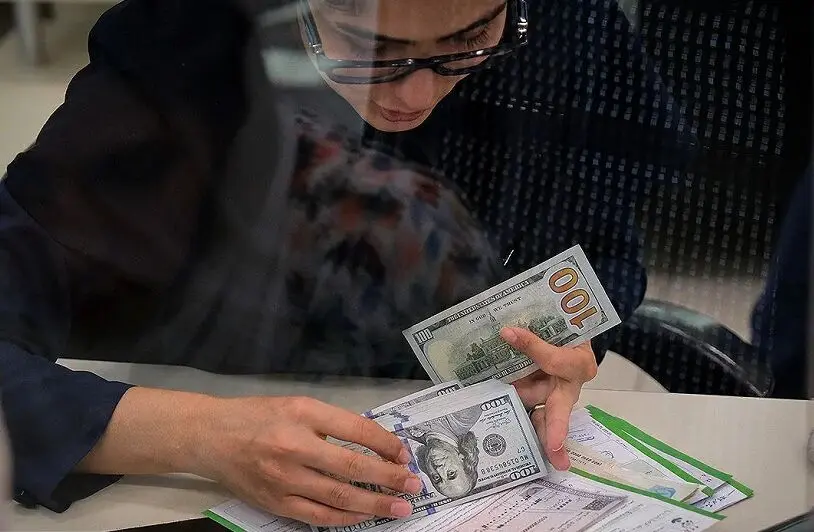 دستورالعمل جدید خریدوفروش دلار ابلاغ شد