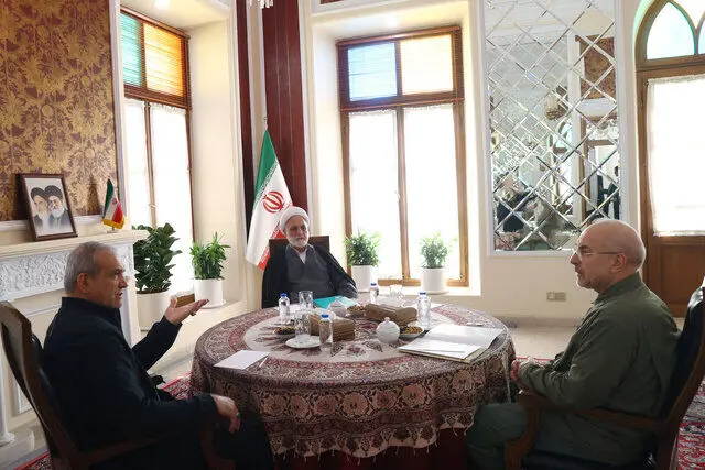 نشست مشترک سران قوا برگزار شد