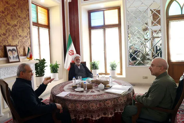 نشست مشترک سران قوا برگزار شد