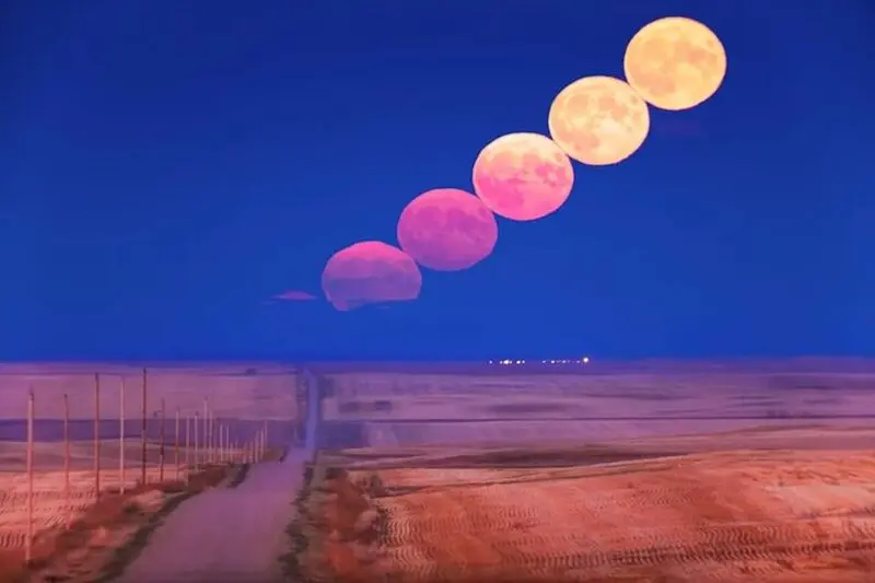  آسمان اکتبر 