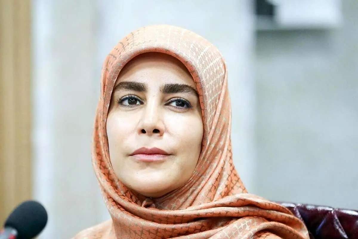 آتش زیر خاکستر؛ چرا نادره رضایی از معاونت هنری کنار گذاشته شد؟