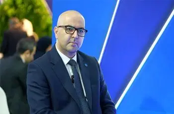 دیاکو حسینی: ما به صرف اینکه الان بتوانیم آمریکا را به عقب‌نشینی وادار کنیم، ابر قدرت نمی‌شویم
