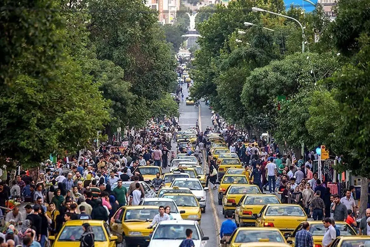 قضیه صف‌های یک کیلومتری در پایانه‌های تاکسیرانی چیست؟ 