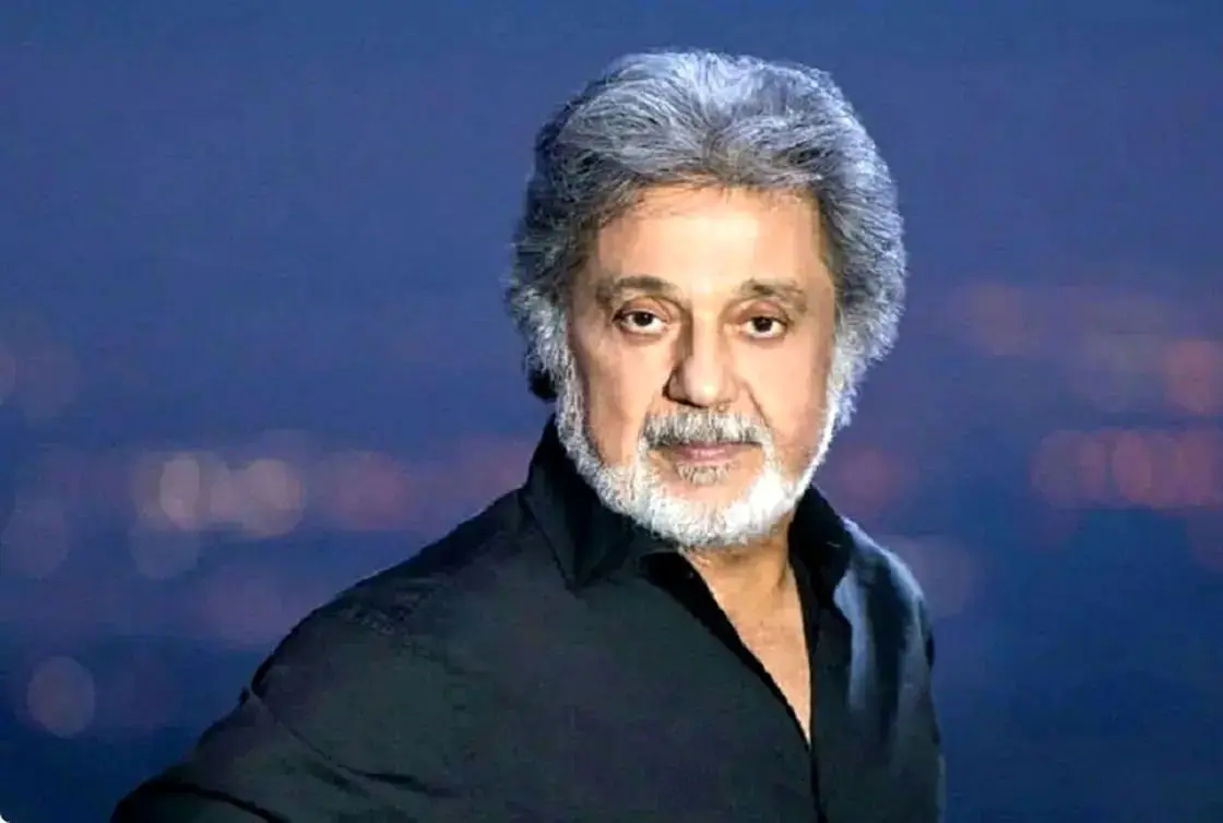  «داریوش اقبالی» بعد اسیدپاشی روی تخت بیمارستان؛ سال 56 