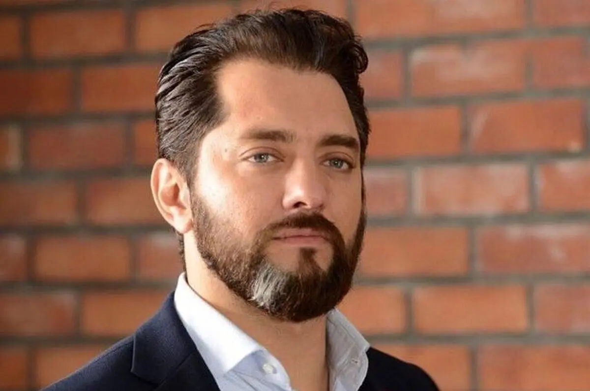 چهره «بهرام رادان» در دوران کودکی و نوزادی