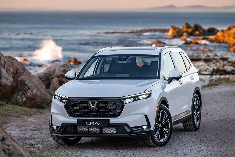 مقایسه میتسوبیشی اکلیپس و هوندا CR-V؛ دوئل شاسی‌بلندهای ژاپنی در ایران