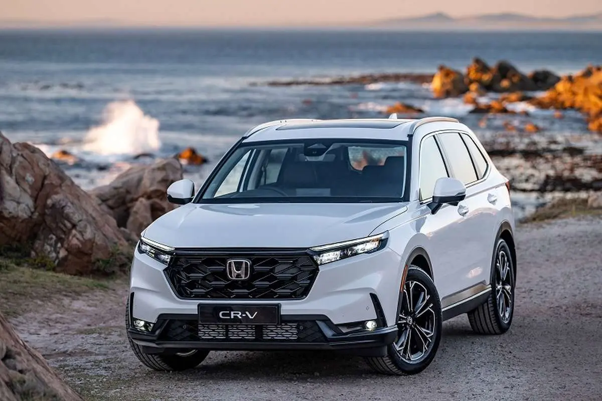 مقایسه میتسوبیشی اکلیپس و هوندا CR-V؛ دوئل شاسی‌بلندهای ژاپنی در ایران