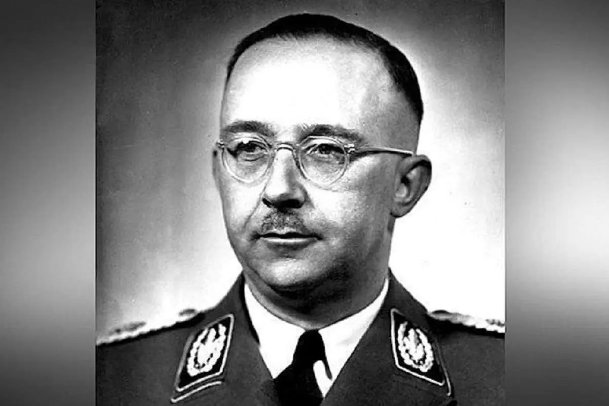 هاینریش هیملر، فرمانده مخوف اس اس» در یک جلسه سیاسی در برلین؛ سال 1311