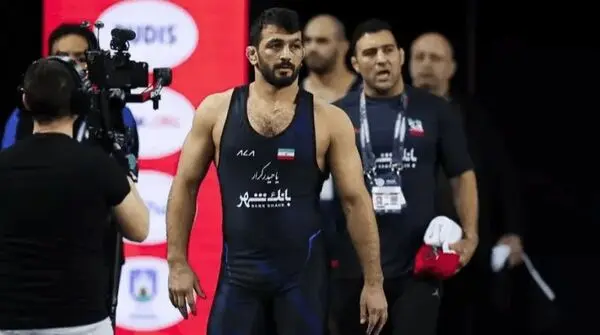 ببینید| مبارزه دوم حسن یزدانی مقابل امیرعلی آذرپیرا؛ کار تمام شد!