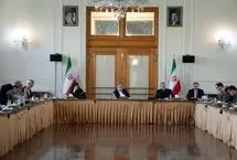 عراقچی: سازوکار مدیریت تردد در تنگه هرمز با همکاری عمان در حال تدوین است