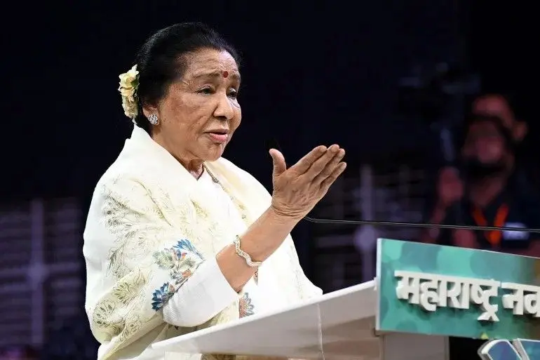 صدای ماندگار بالیوود درگذشت
