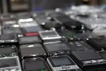 کشف و ضبط ۱۷۰ موبایل جاسازی شده در یک کامیون