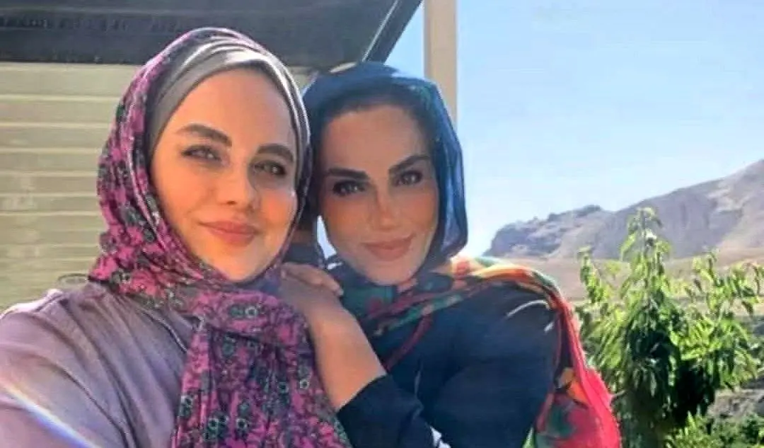 گریم سنگین زهره آبیار در سریال بامداد خمار جلب توجه کرد