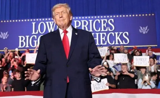 ادعای جدید ترامپ درباره ایران/ یک ناوگان دیگر در راه است