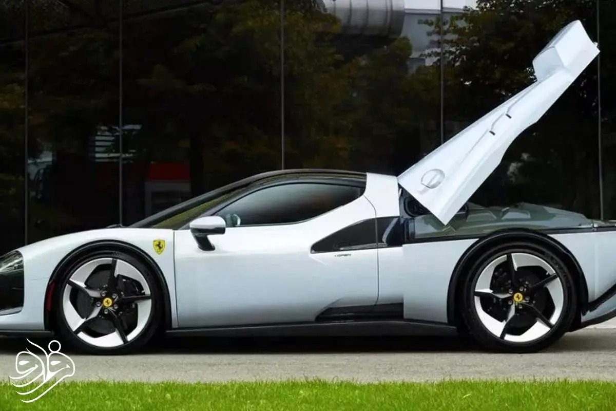 فراری SC40، ترکیبی از گذشته افسانه‌ای و آینده مدرن