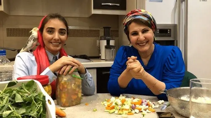 پیام عروس فاطمه گودرزی به مادرشوهرش؛ هایدت میکنم! 
