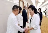 ببینید؛ سفر نادر هیأتی کاملاً زنانه از کره شمالی به روسیه