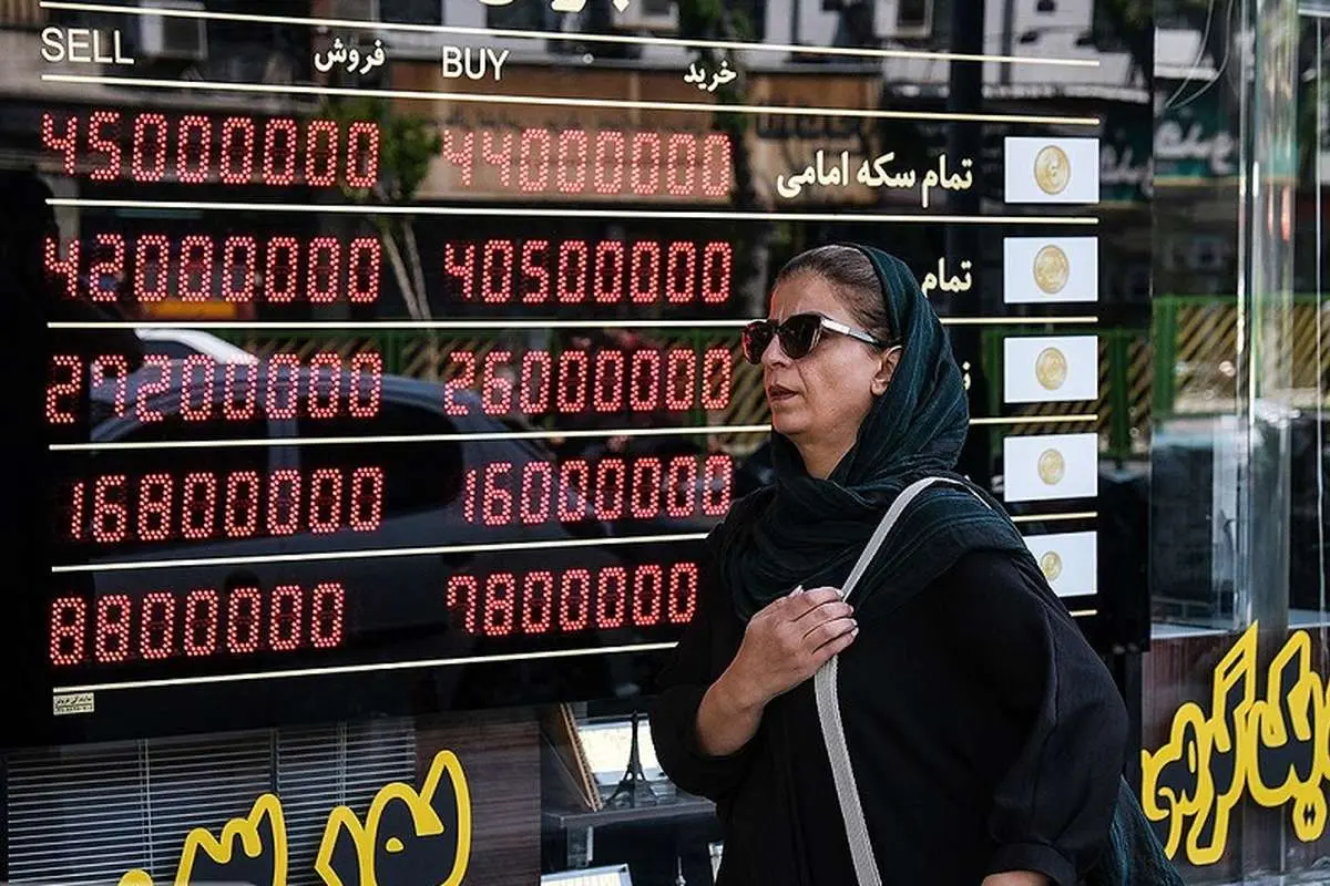 بازگشت دلار و سکه از قله؛ سیگنال مثبت سیاسی به بازار