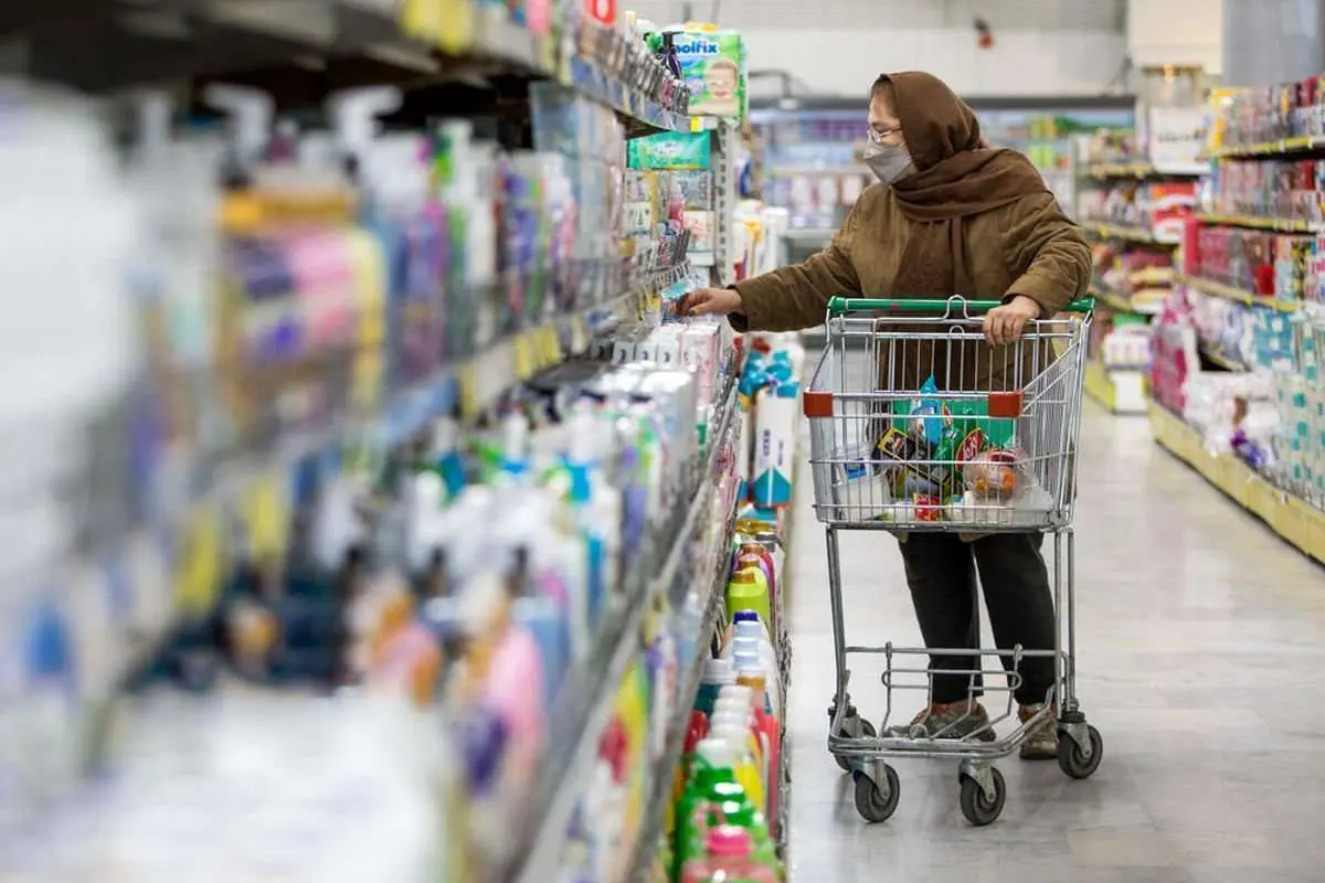 مردم هر روز قیمت اقلام ضروری را می‌بینند، خط فقر را پنهان نکنید / خط فقر بیش از 50 میلیون تومان است