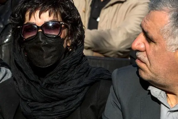 تصاویر؛ متن و حاشیه تشییع پیکر هادی مرزبان