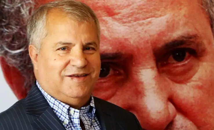 حمایت پرسپولیس از علی پروین بعد از حاشیه‌سازی در برنامه ابوطالب