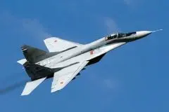 سوزن روی دماغه جنگنده‌ها چیست؟