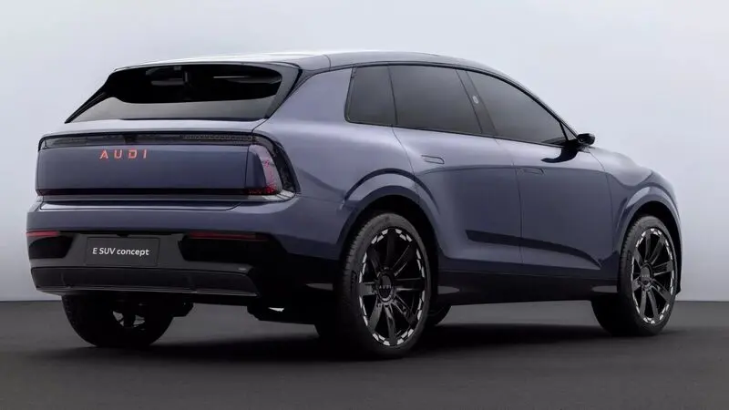 آئودی  E SUV 