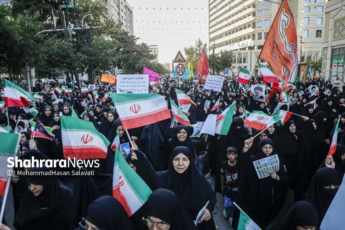 تصاویر؛ راهپیمایی عفاف و حجاب در مشهد