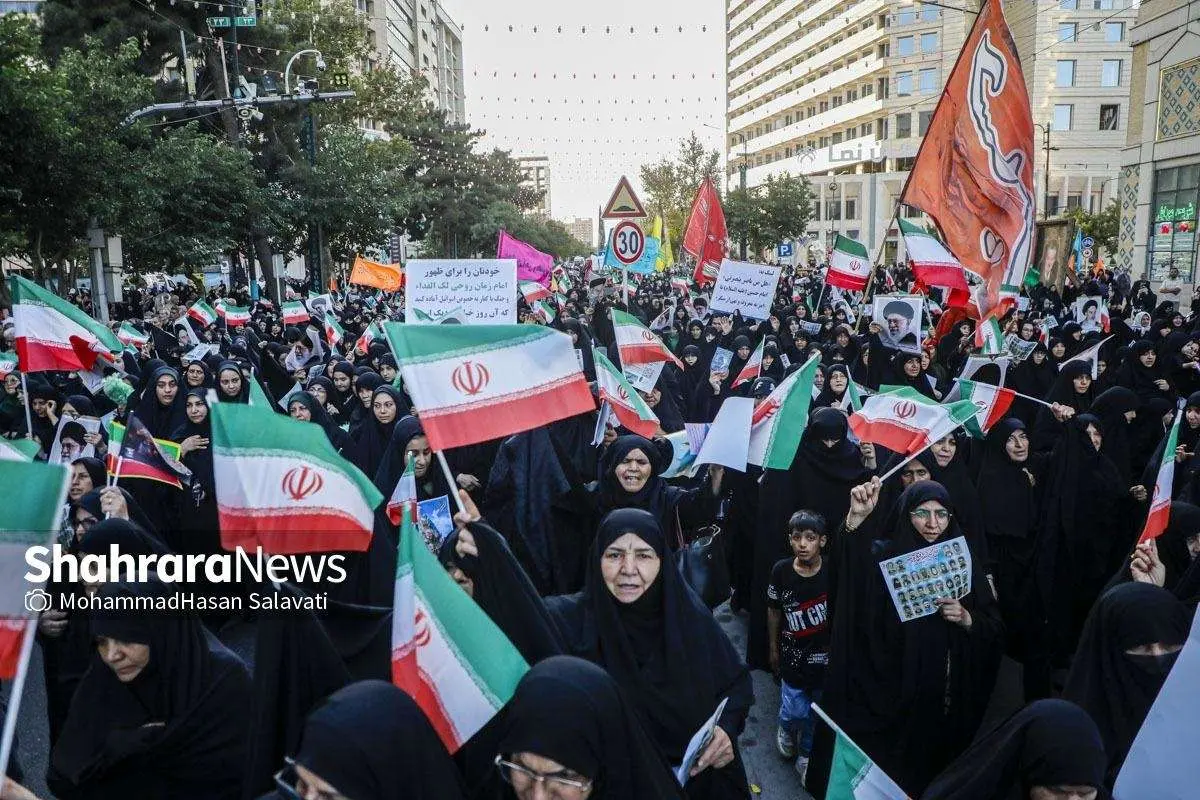 تصاویر؛ راهپیمایی عفاف و حجاب در مشهد