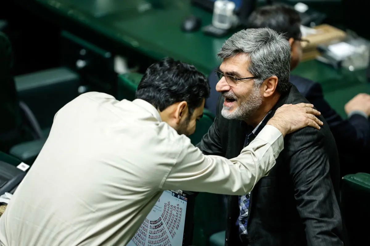 اتهام کوچک زاده به حسن روحانی: در بهترین حالت پروازی درس می‌خوانده