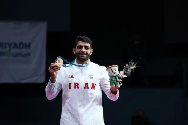 چه خوب که فرنگی ساروی را دارد