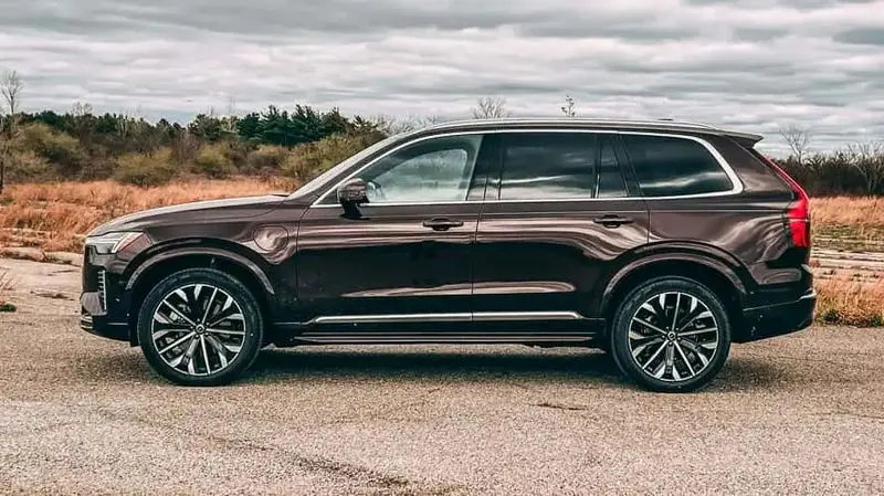  ولوو XC90 2025