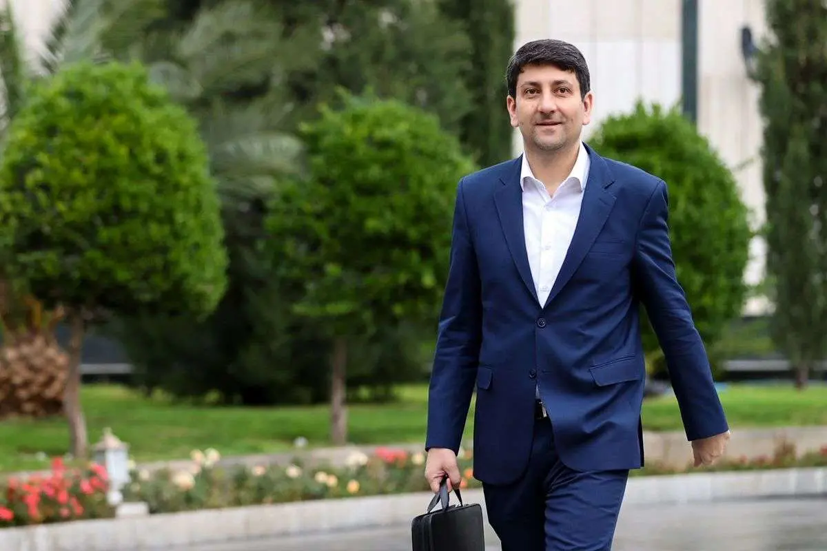 ستار هاشمی: افزایش ۷۵ درصدی تعرفه اینترت، دور از ذهن است