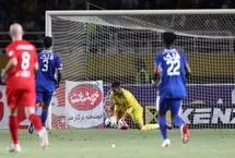 دو بازیکن خارجی استقلال به ایران برنگشتند

