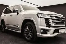 تویوتا لندکروز سری ۳۰۰؛ غول ژاپنی ارزش خرید دارد؟