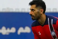 تصویر؛ عالیشاه با پیراهن قرمز بعد از محرومیت جنجالی