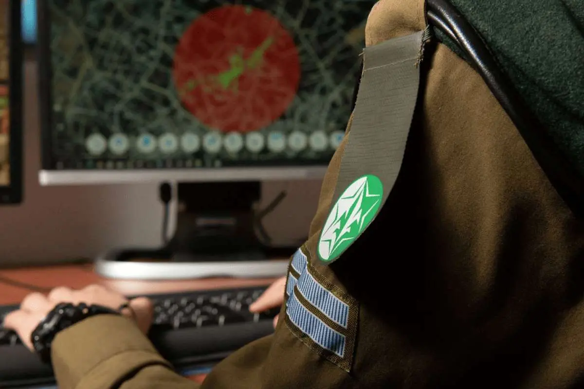 رادیو ارتش رژیم اسرائیل: حماس ۱۰۰ هزار نظامی اسرائیلی را در شبکه‌های اجتماعی رصد کرده است