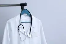 از بیکاری پزشکان تا گسترش ظرفیت؛ دور باطل پرهزینه
