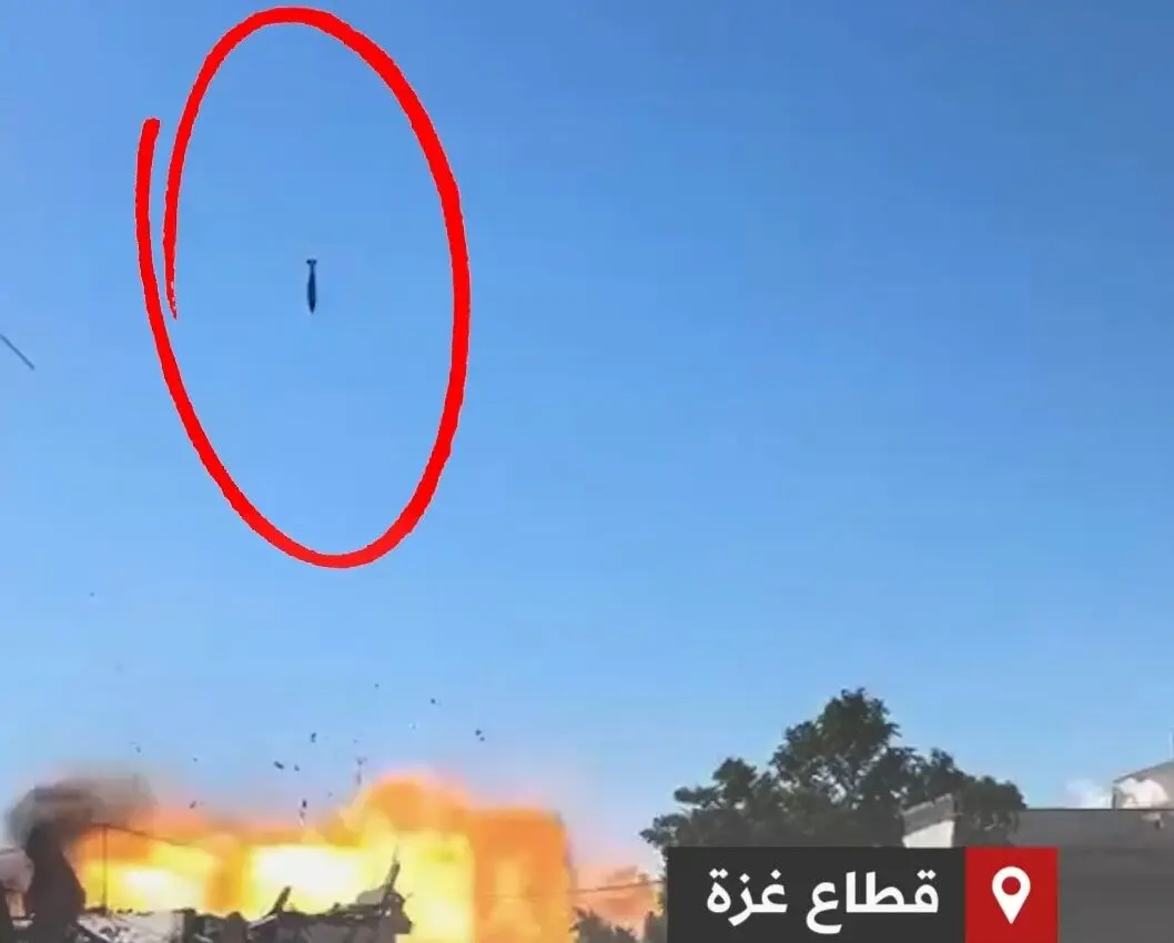 لحظه اصابت پی در پی موشک‌ها به غزه