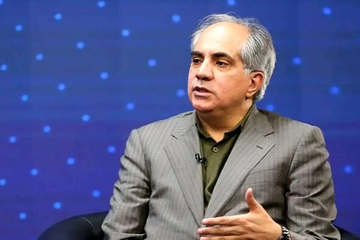 یک قشر شهادت را اختصاصی می‌دانند / زمان جنگ می‌گفتند همه زیر یک پرچمیم، دروغ بود