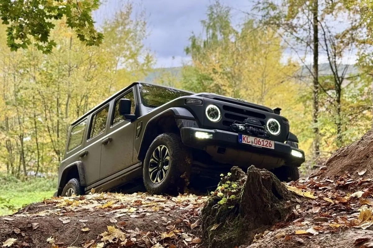 خودروی نظامی ارتش چین وارد ایران شد؛ از BAW 212 چه می‌دانیم؟