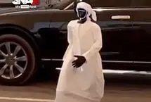 حضور خبرساز یک ربات در نماز عید قربان 