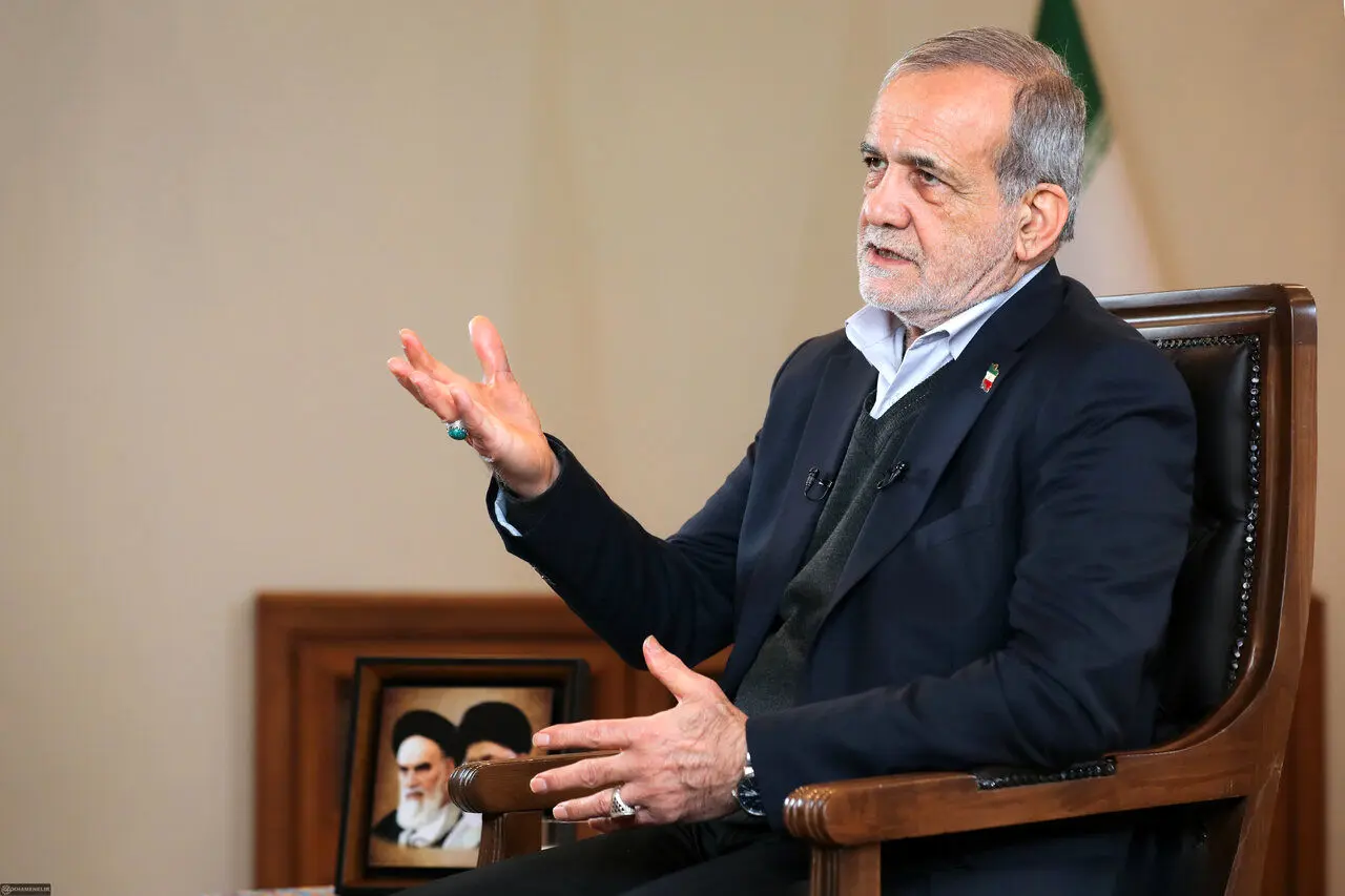 پزشکیان: معیشت مردم خط قرمز است/ ما آماده شهادت هستیم