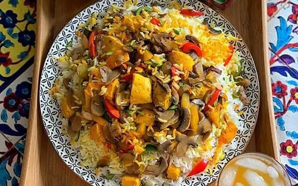 طرز تهیه قارچ پلو با مرغ، پلو مخلوط خوشمزه و مقوی 

