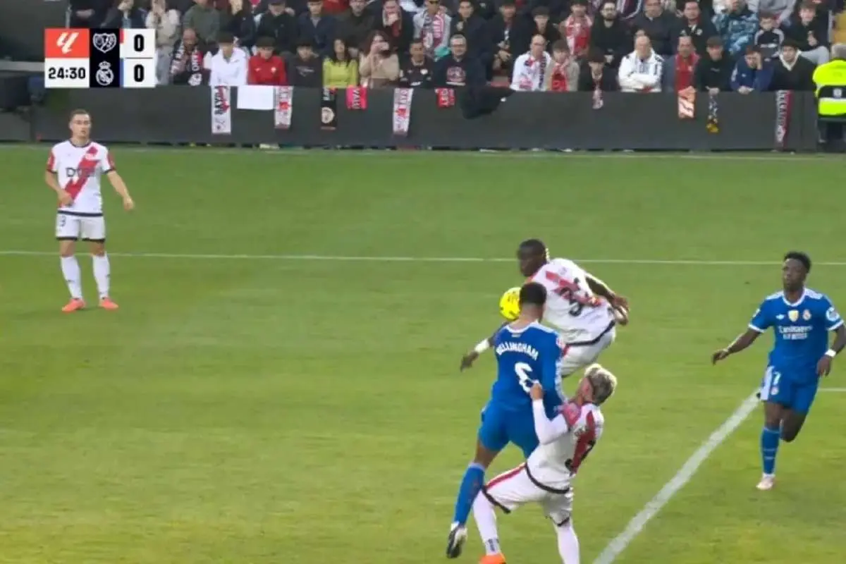 صحنه جنجالی رایو وایکانو مقابل رئال مادرید؛ خطا روی بلینگام پنالتی بود؟!