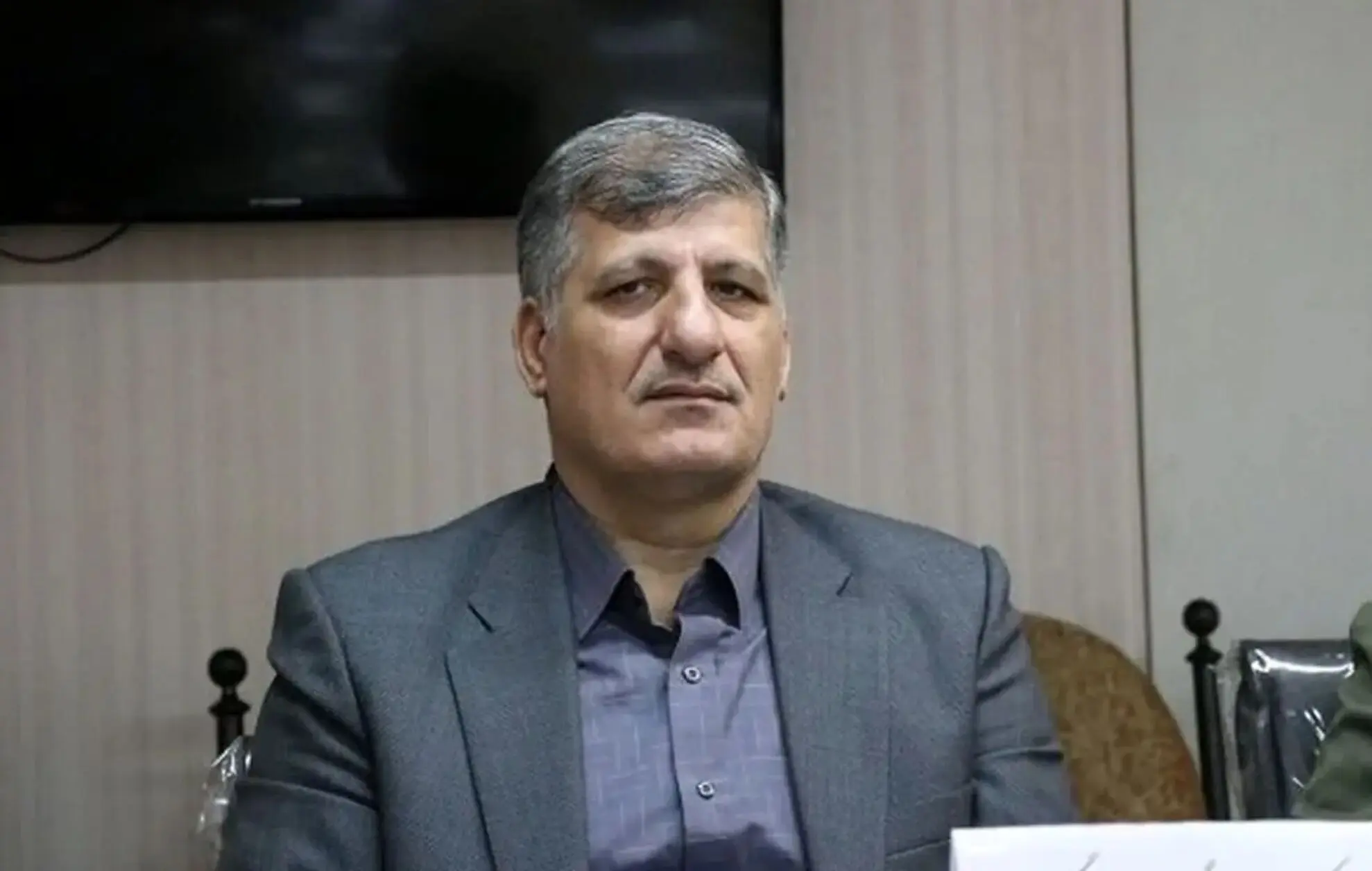 کمک کنیم تا دولت تغییر ساعت رسمی کشور را به اجرا درآورد